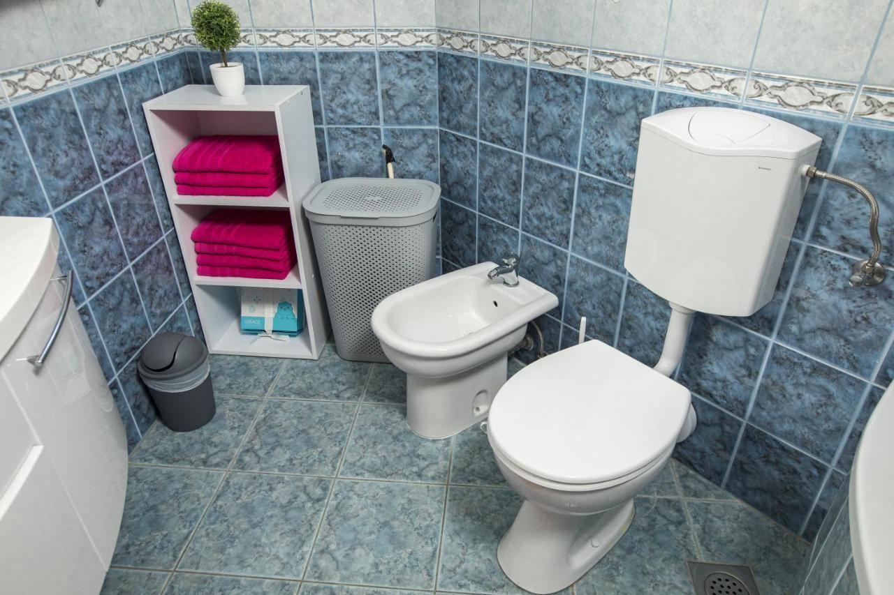 3 Bedrooms Apartman Dmt Каштела Екстер'єр фото