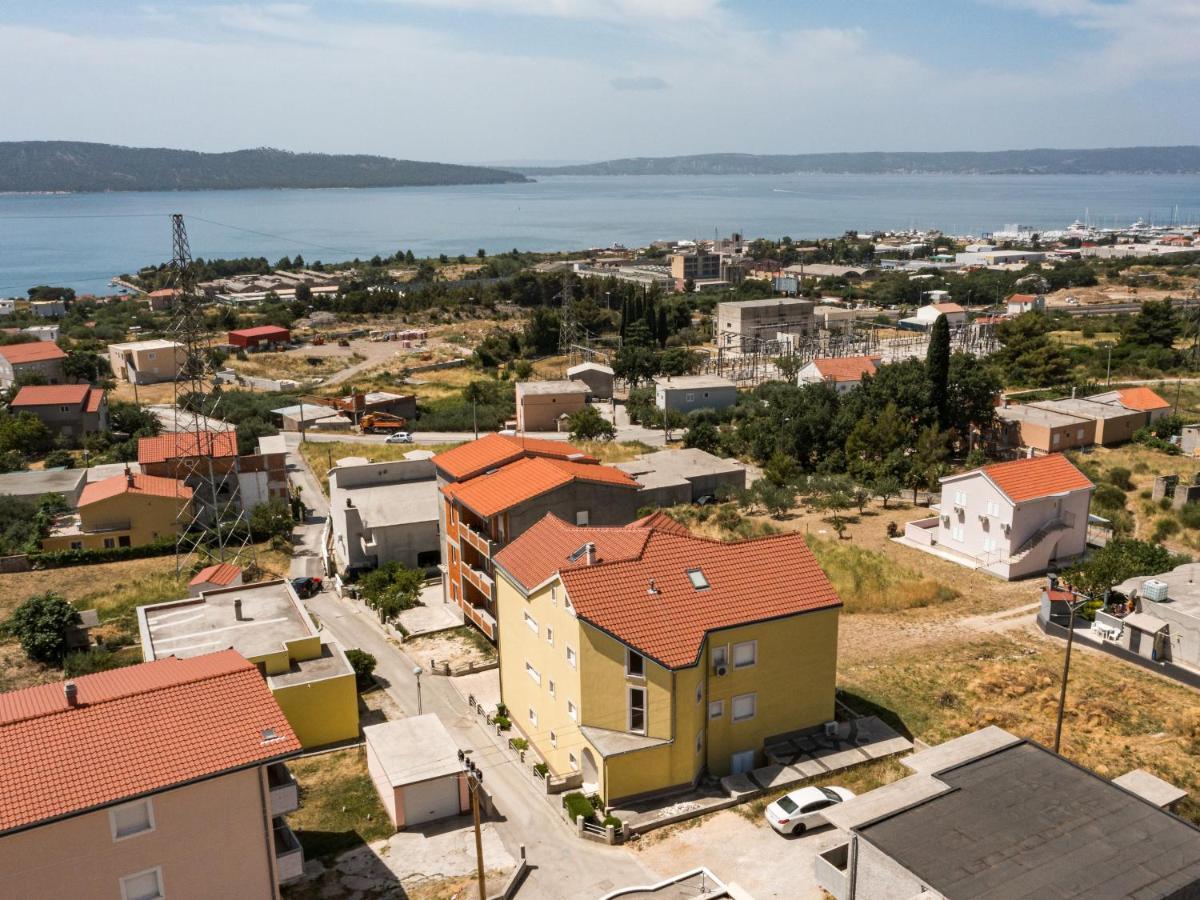 3 Bedrooms Apartman Dmt Каштела Екстер'єр фото