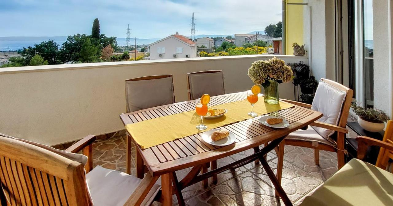 3 Bedrooms Apartman Dmt Каштела Екстер'єр фото