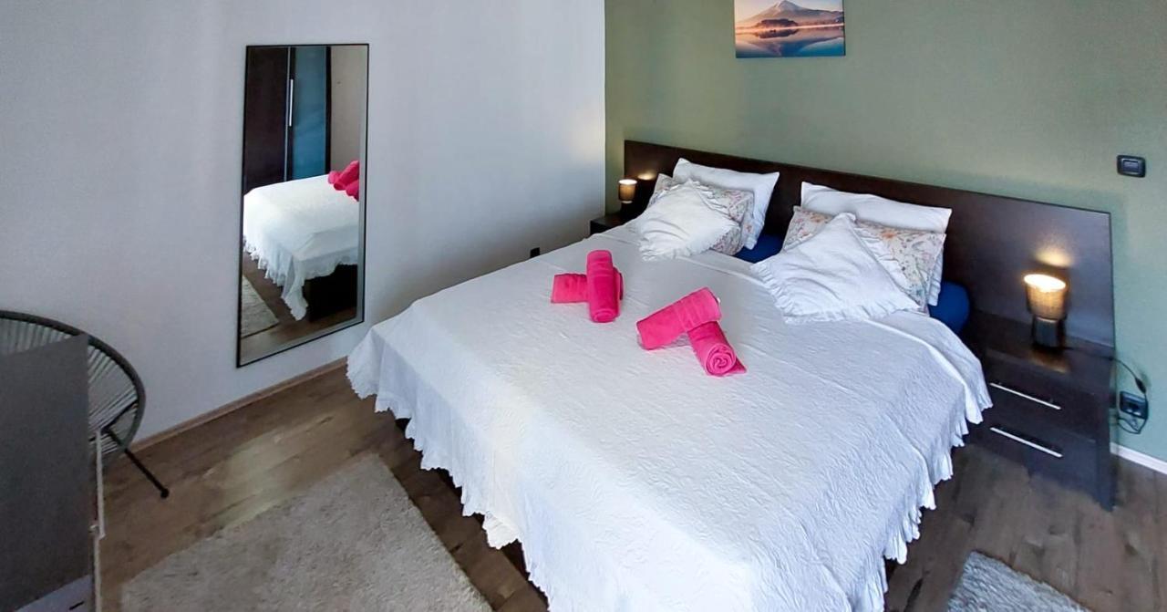 3 Bedrooms Apartman Dmt Каштела Екстер'єр фото