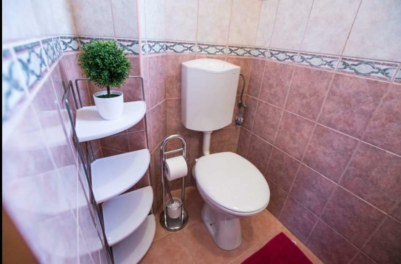 3 Bedrooms Apartman Dmt Каштела Екстер'єр фото